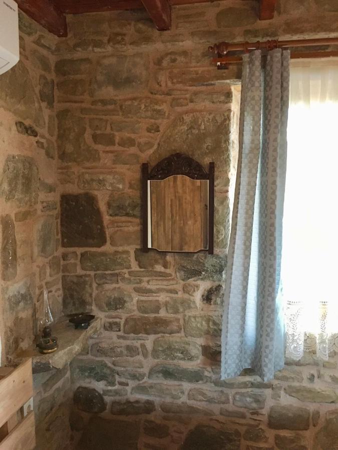 Sari Keçı Taş Otel İmroz Extérieur photo