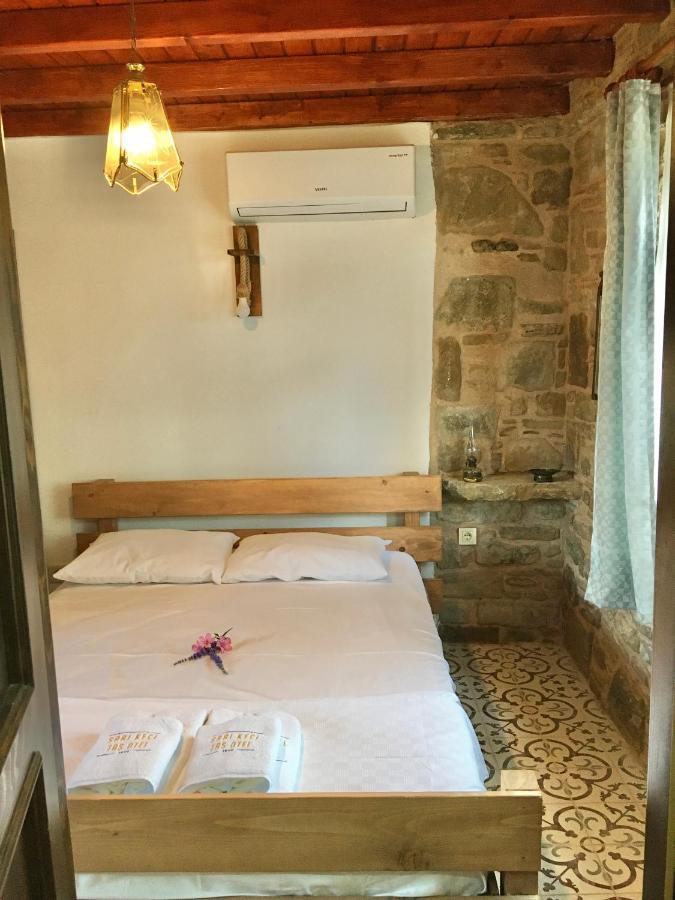 Sari Keçı Taş Otel İmroz Extérieur photo