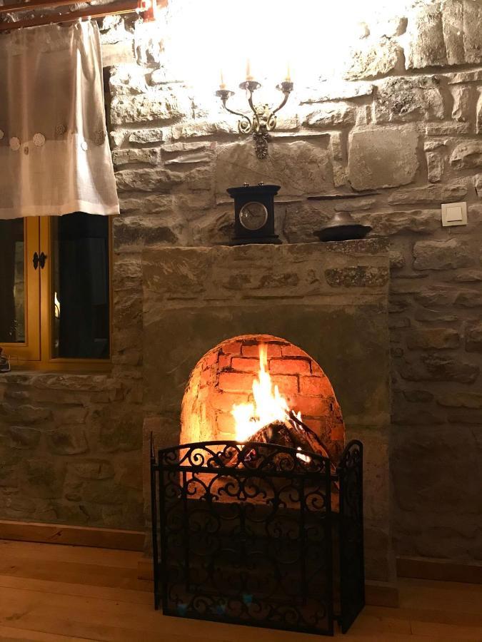 Sari Keçı Taş Otel İmroz Extérieur photo