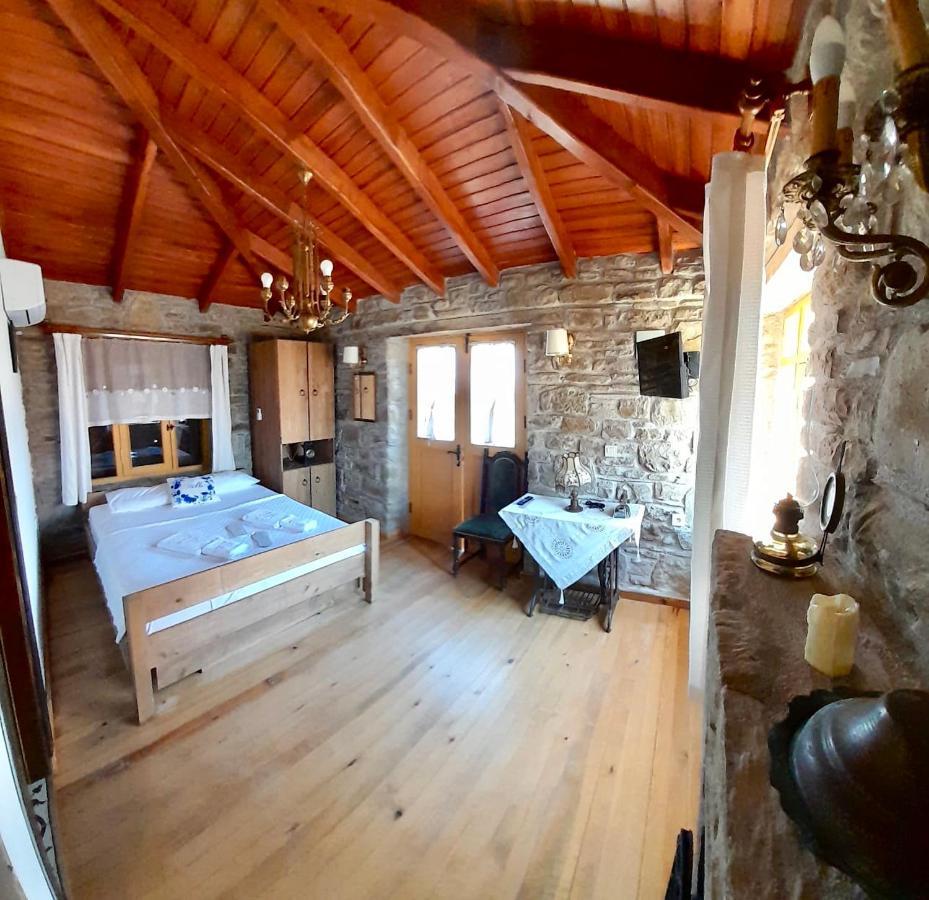 Sari Keçı Taş Otel İmroz Extérieur photo