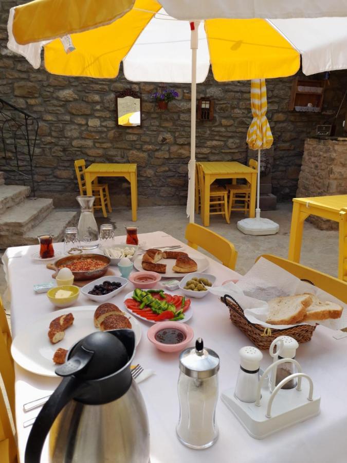 Sari Keçı Taş Otel İmroz Extérieur photo